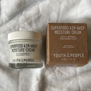 Superfood Air-Whip Moisture Cream - White